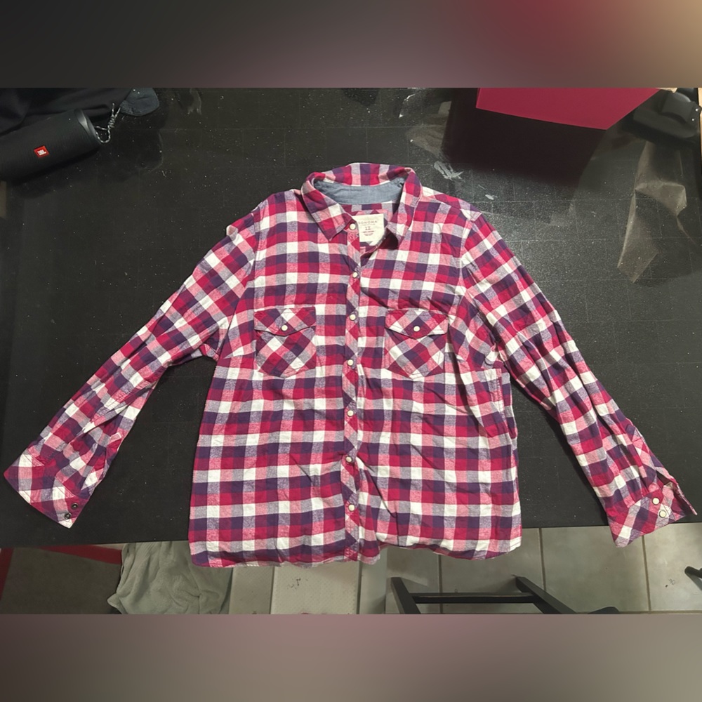 Plaid long sleeve shirt